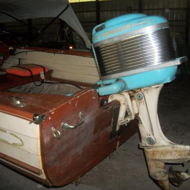 1956 Mfg outboard runabout