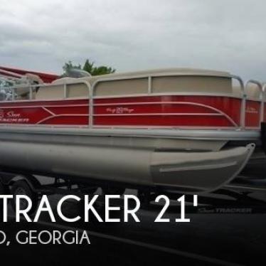 2017 Sun Tracker 20 dlx party barge