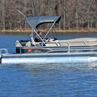 2015 Sun Tracker party barge 20 dlx