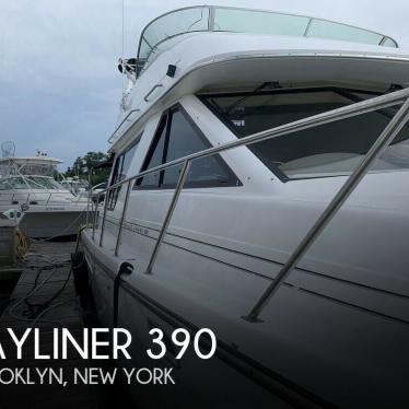 2001 Bayliner 390