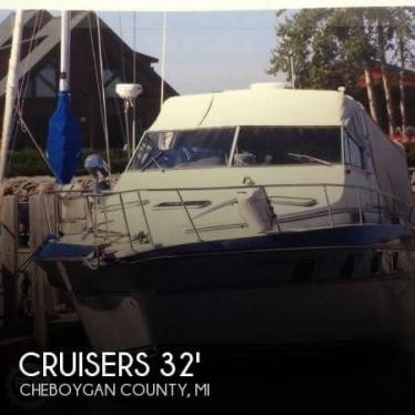 1989 Cruisers 3370 express