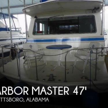 1984 Harbor Master 470 houseboat