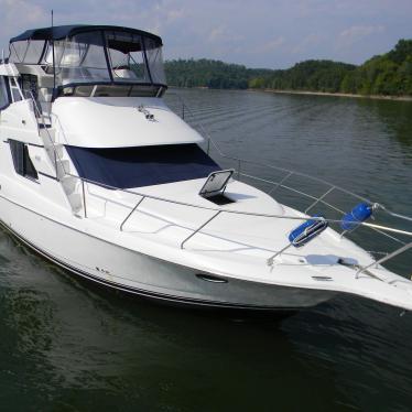 2002 Silverton 352 motor yacht