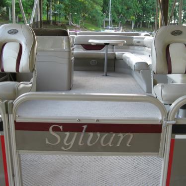 2006 Sylvan 8520 mirage