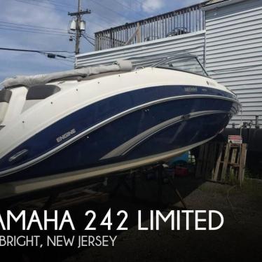 2011 Yamaha 242 limited