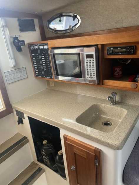 2008 Albemarle 268 express (outboard)