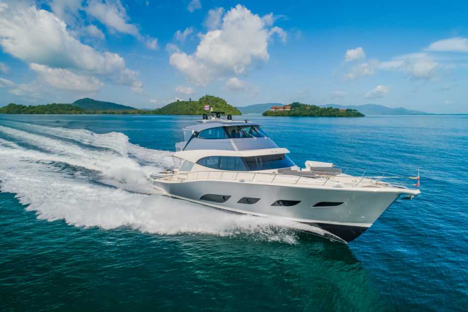 2019 Riviera 68 sport motor yacht