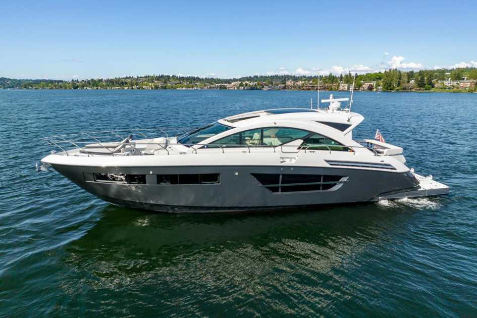 2017 Cruisers cantius sports coupe