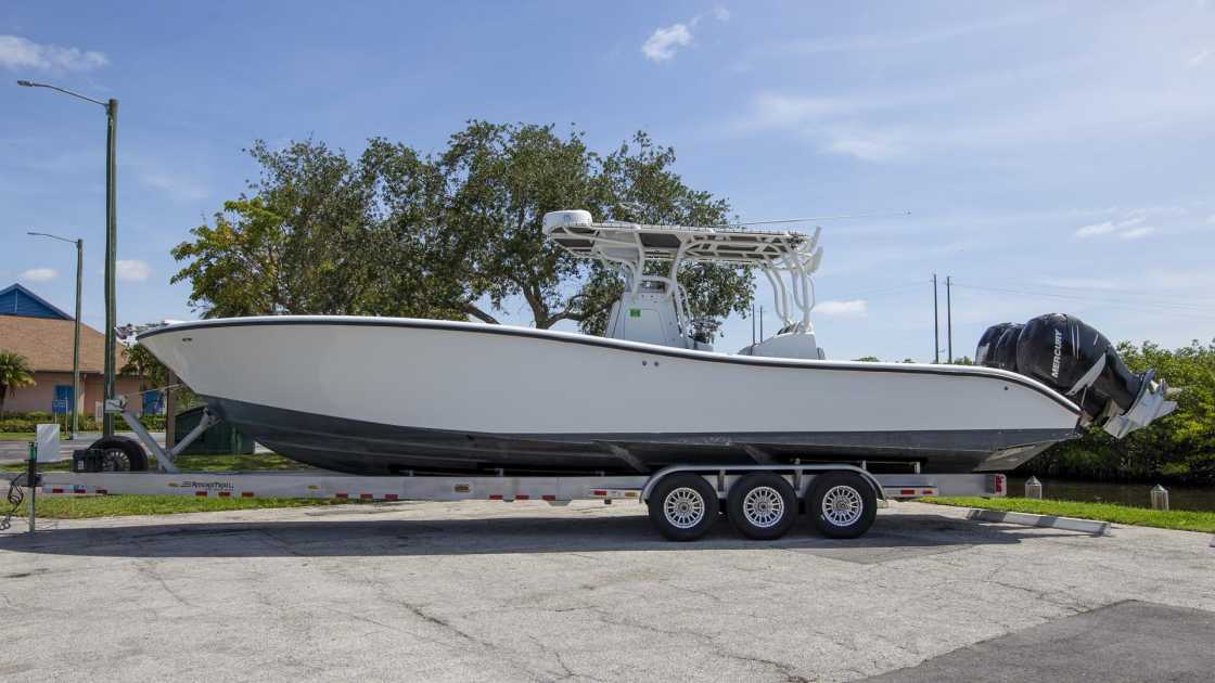 2010 Yellowfin 36 offshore