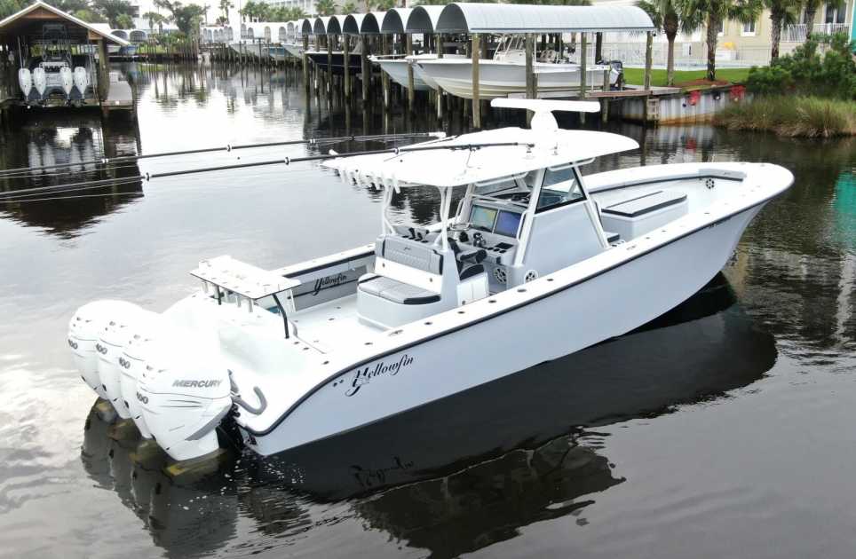 2021 Yellowfin 39 offshore