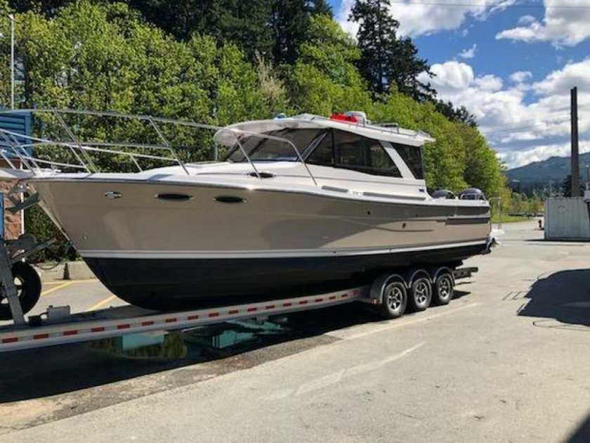 2018 Cutwater 302 coupe