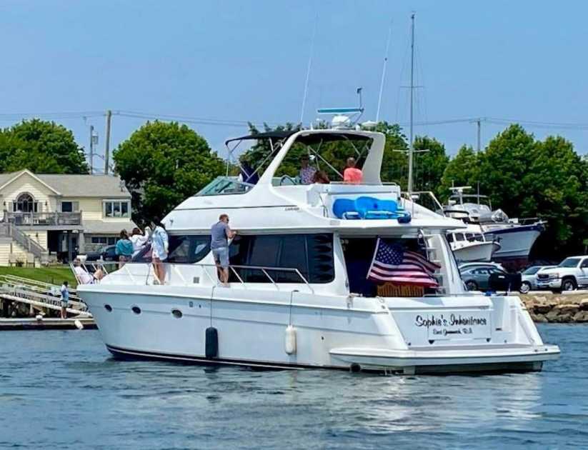 1999 Carver 530 voyager pilothouse