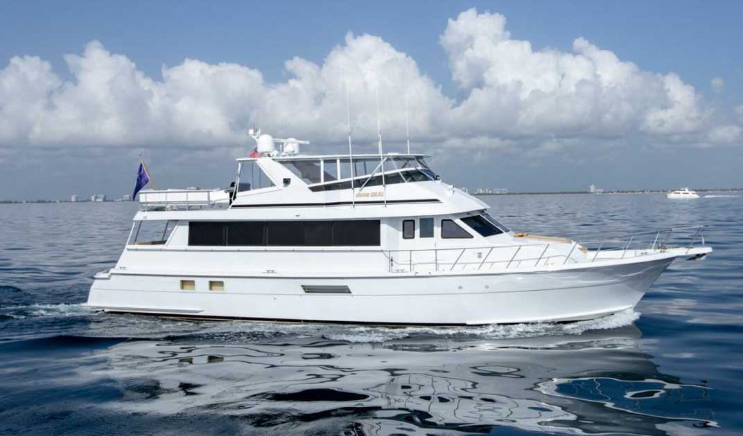 1999 Hatteras 74' sport bridge motor yacht