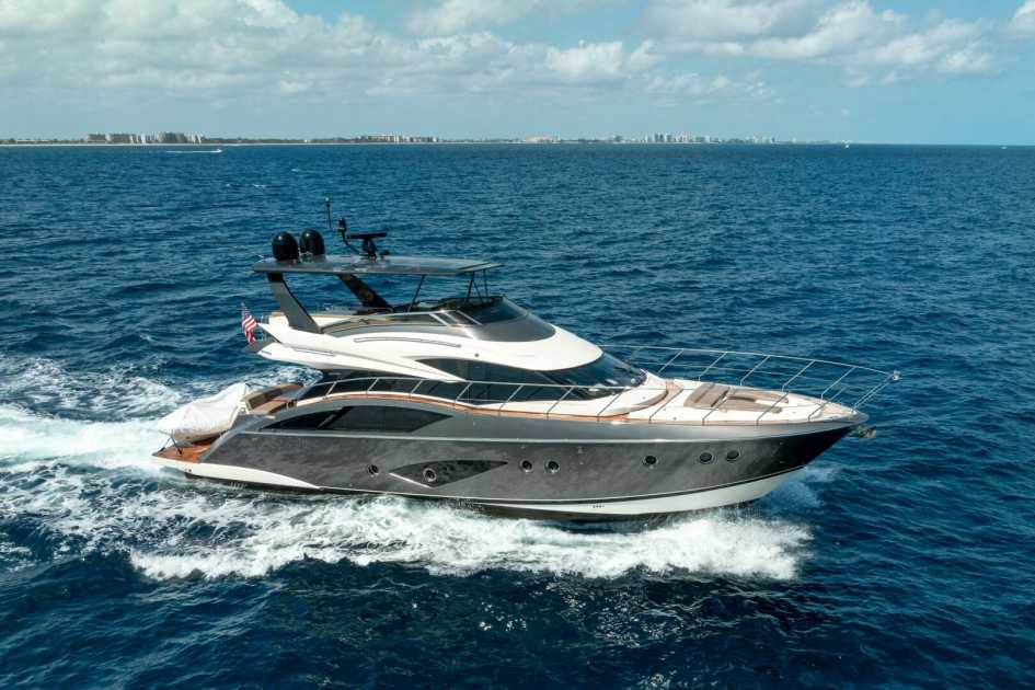 2016 Marquis 660 sport yacht