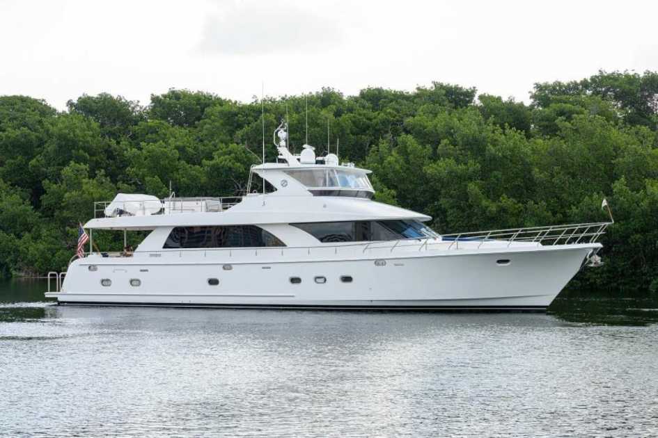 2010 Ocean motor yacht