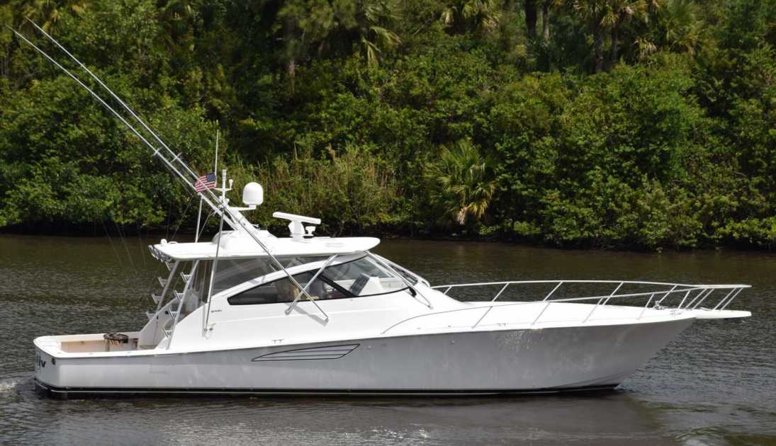 2016 Viking 52 open with hardtop
