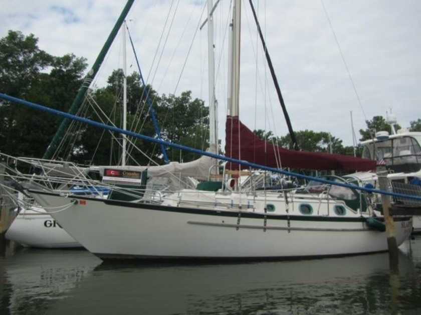 1987 Pacific 34 cutter