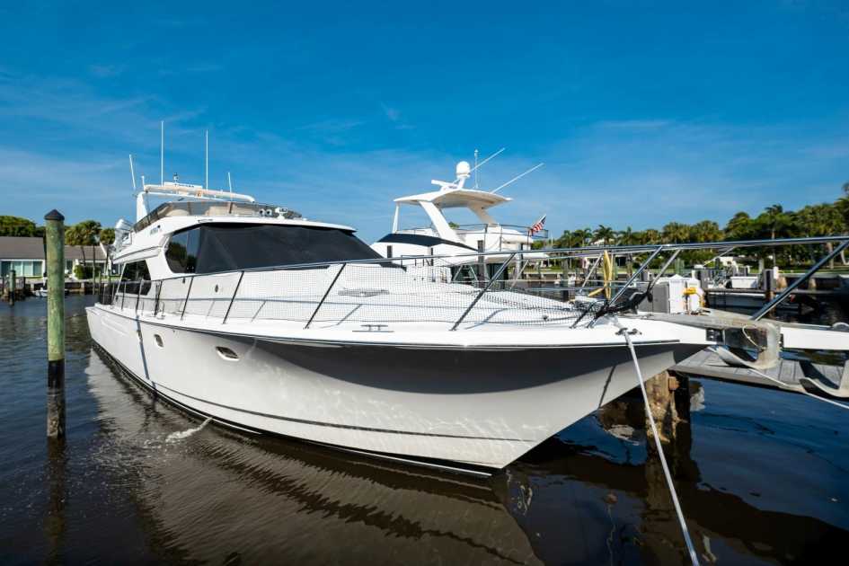 2006 West Bay sonship 64 yacht fish