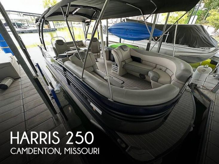 2020 Harris 250 grand mariner