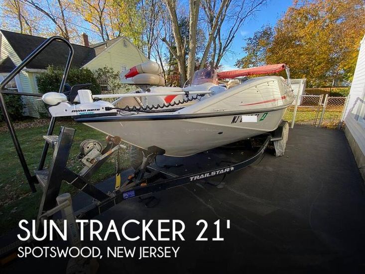 2007 Sun Tracker 21 fishin' barge