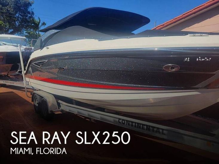 2019 Sea Ray 250 slx