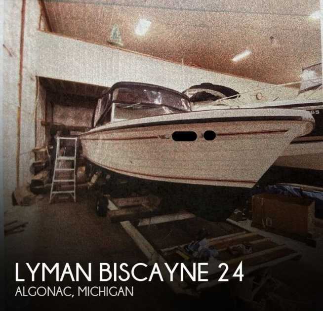 1972 Lyman 24 biscayne