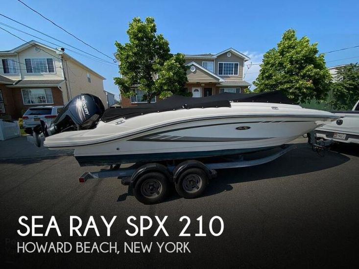 2017 Sea Ray 210 spx
