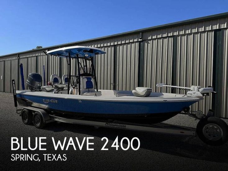 2019 Blue Wave 2400 pure bay