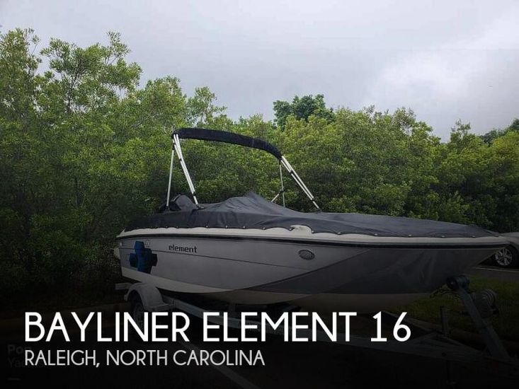 2018 Bayliner element e16