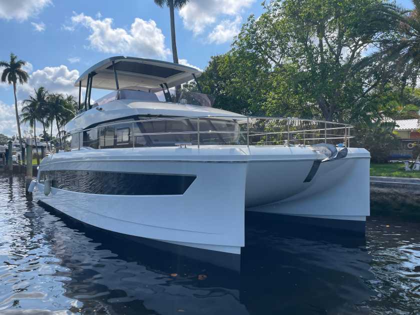 2019 Fountaine Pajot motor yacht 44