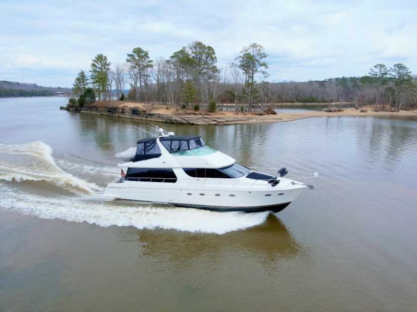 2001 Carver 570 voyager pilothouse