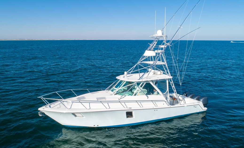 2013 Offshore 43 express