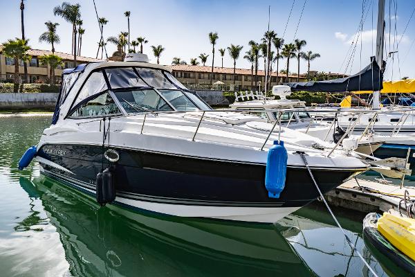2017 Monterey 295 sport yacht