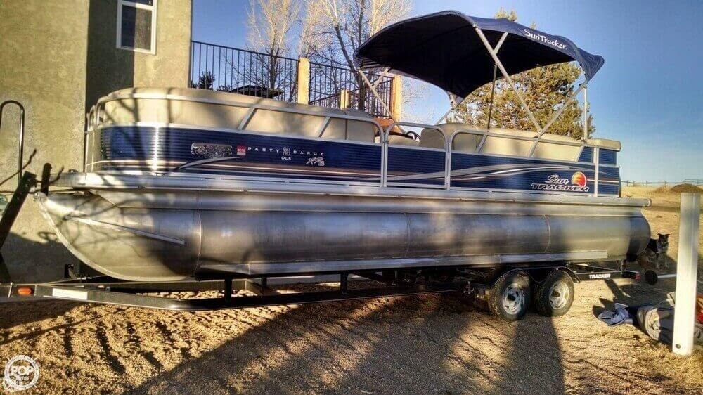 2012 Sun Tracker tritoon party barge dlx xp3