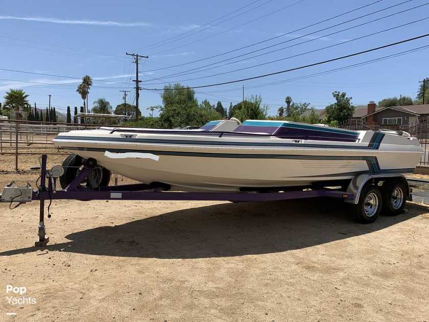1994 Ultimate 210 lxi open bow