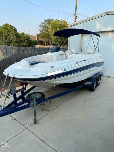 1998 Chaparral 210 sunesta limited edition