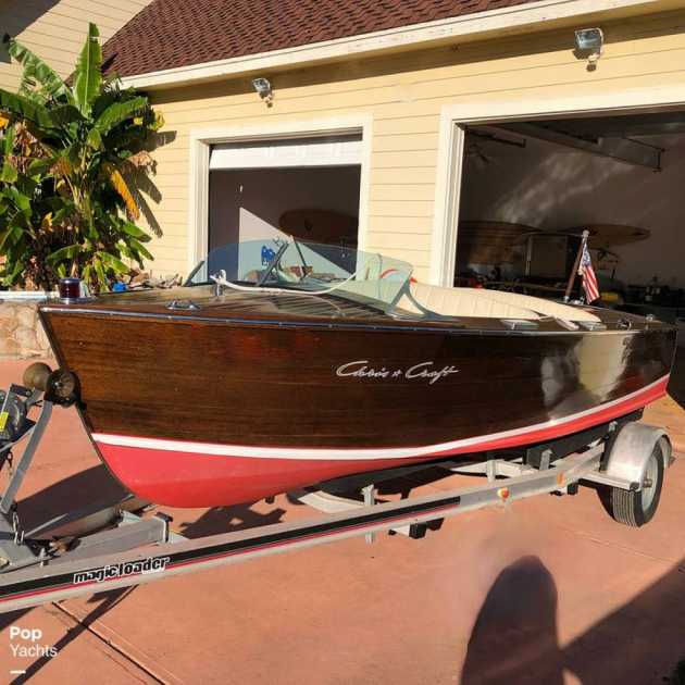 1946 Sea Ray 17 runabout
