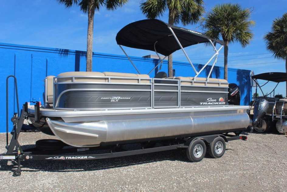2024 Sun Tracker party barge® 20 dlx