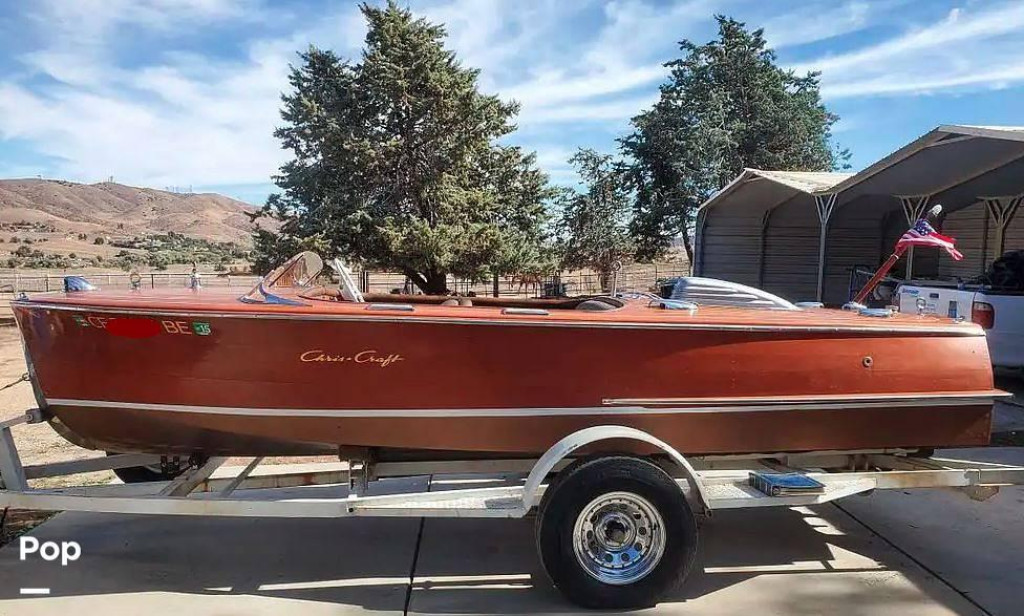 1948 Sea Ray 17 deluxe runabout
